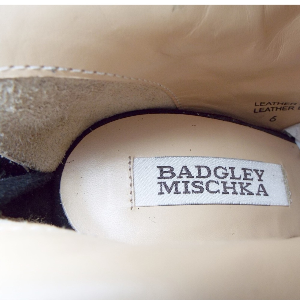 Unworn BADGLEY MISCHKA Stud Black Suede Leather Block Heel Ankle Boots Booties 6 - Picture 8 of 8